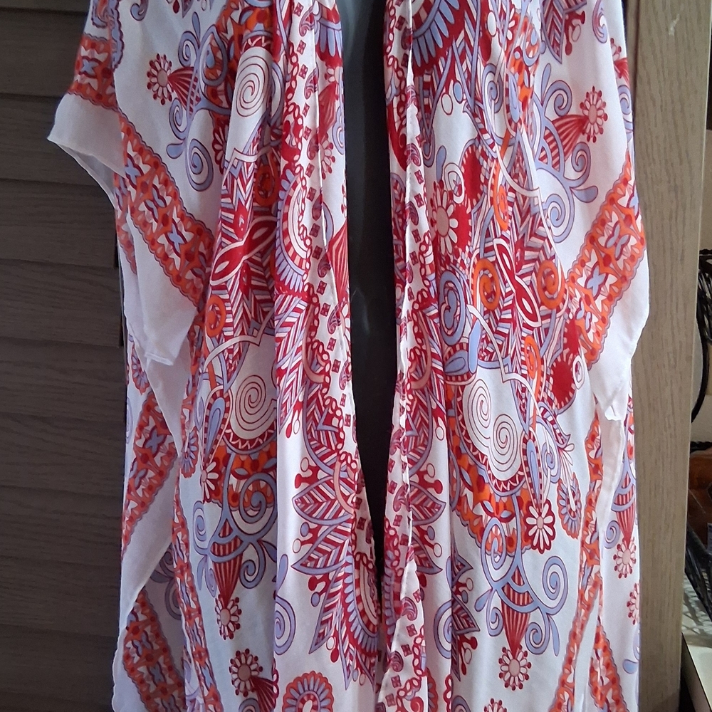 Colorful Women's Kimono with Red and Orange Patterns